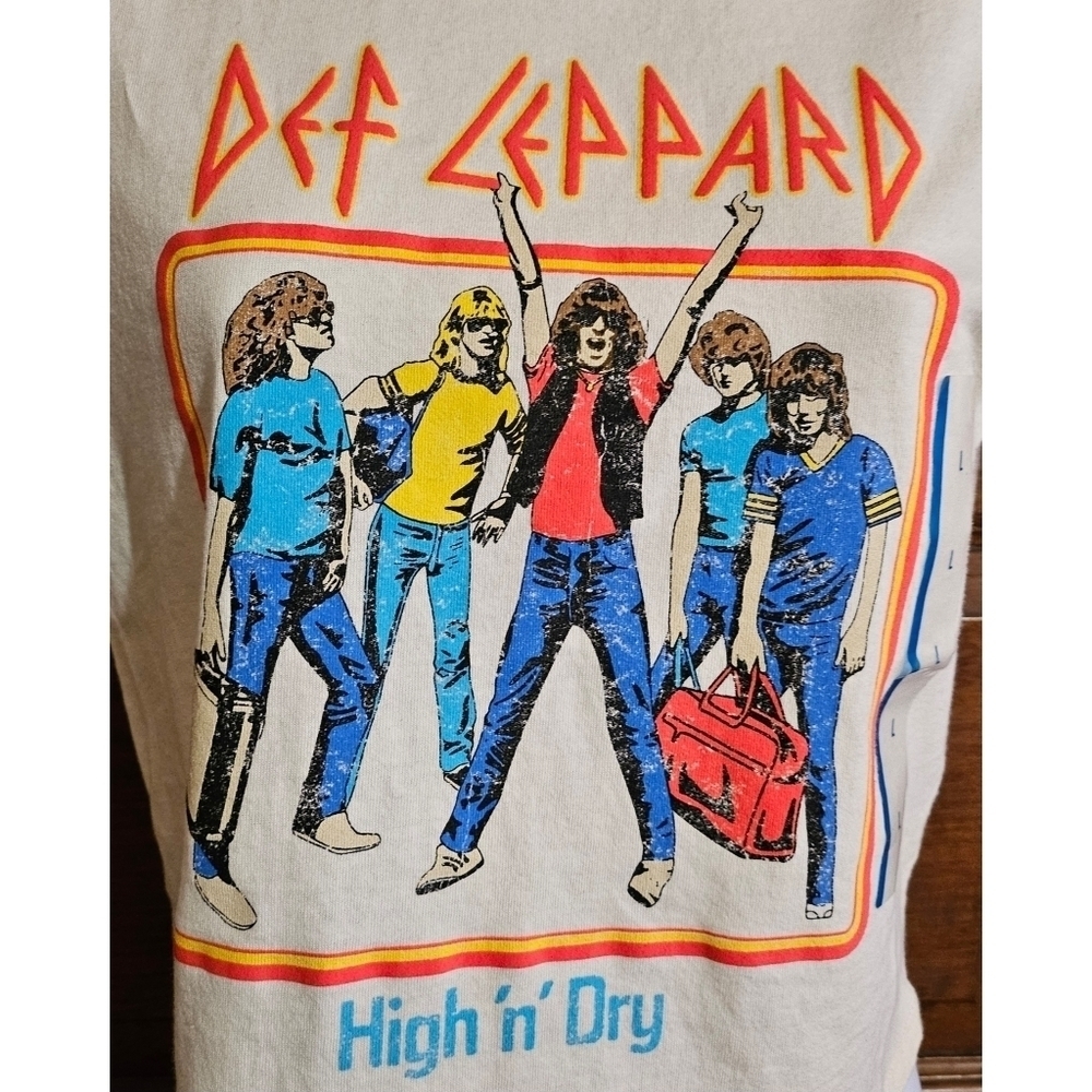 Def Leppard Crop Top - Picture 5 of 14
